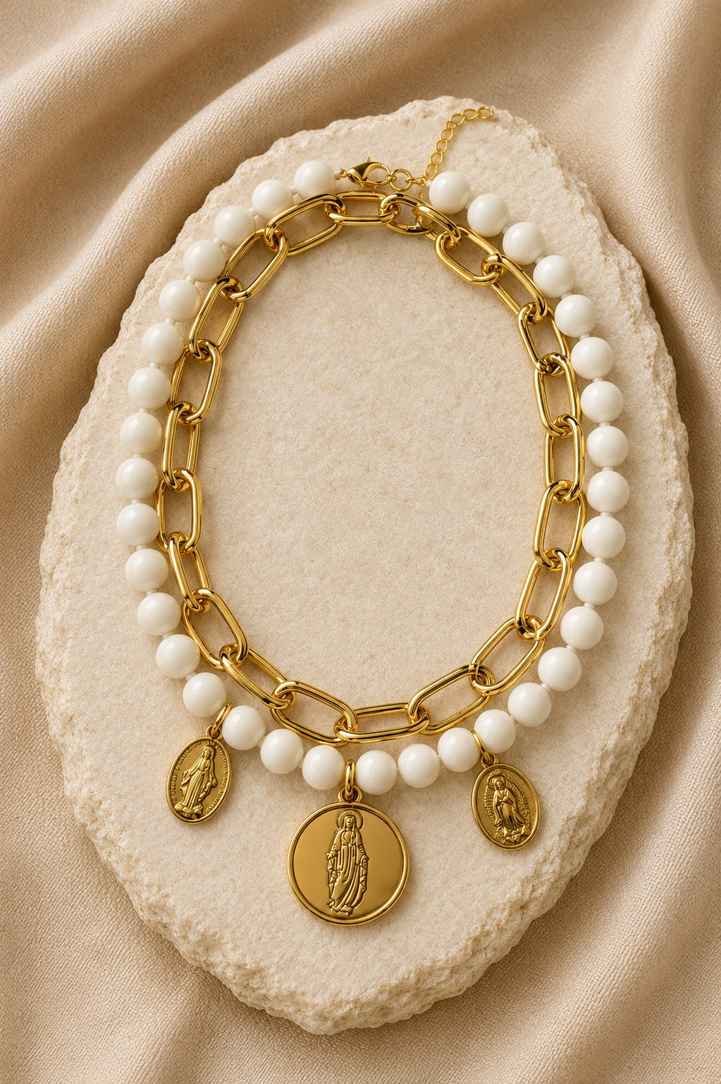 Colar de Murano 8mm com 3 medalhas
